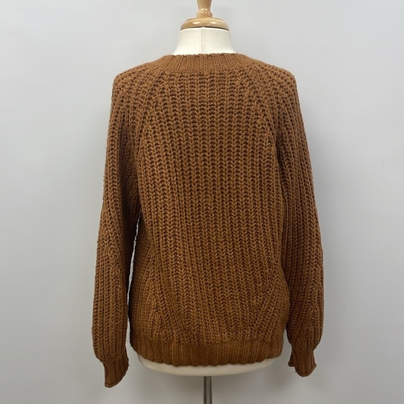 American Eagle Chunky Knit Oversized V-Neck Pullover Sweater Brown Small - Picture 5 of 8